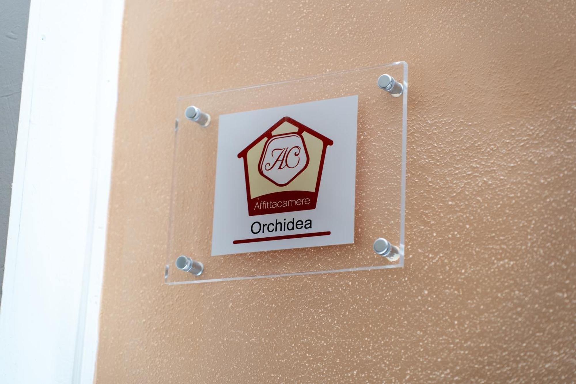 Affittacamere Orchidea For Tourists Hesperia Hosp Modena Luaran gambar