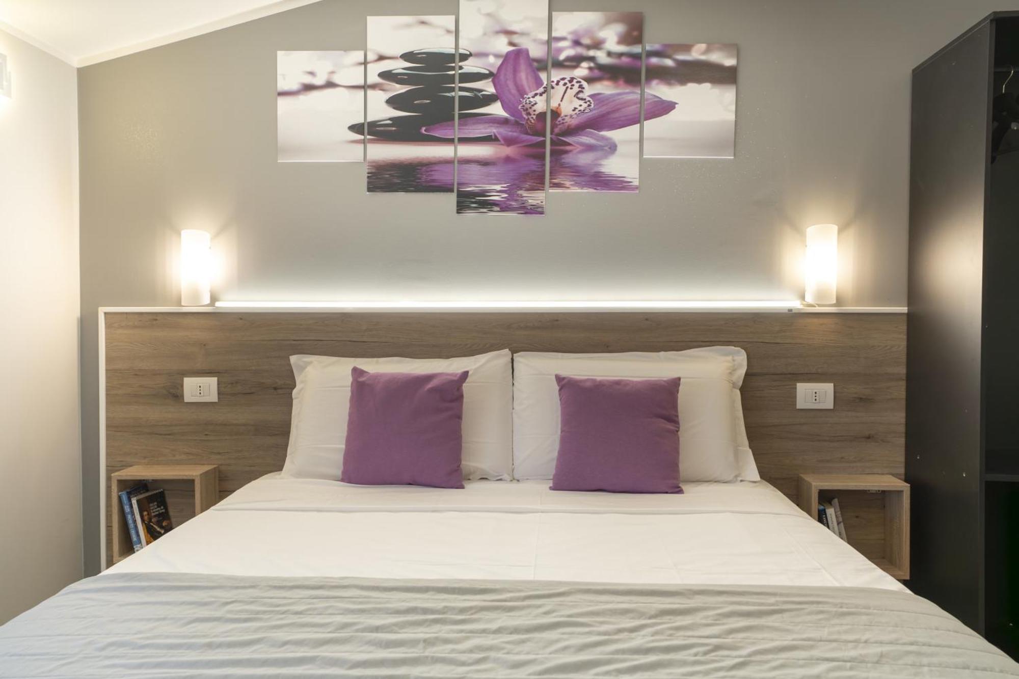 Affittacamere Orchidea For Tourists Hesperia Hosp Modena Luaran gambar