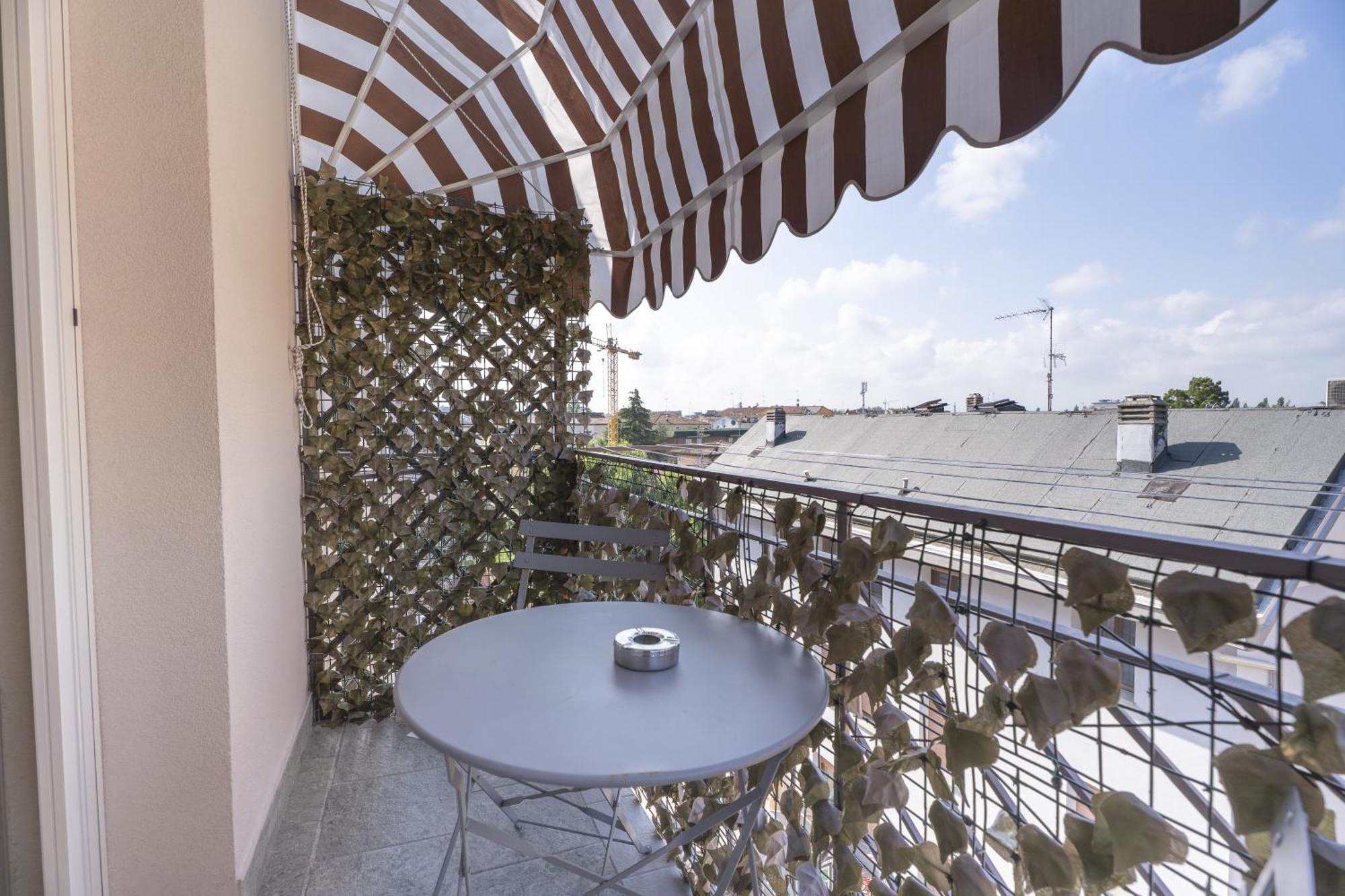 Affittacamere Orchidea For Tourists Hesperia Hosp Modena Luaran gambar
