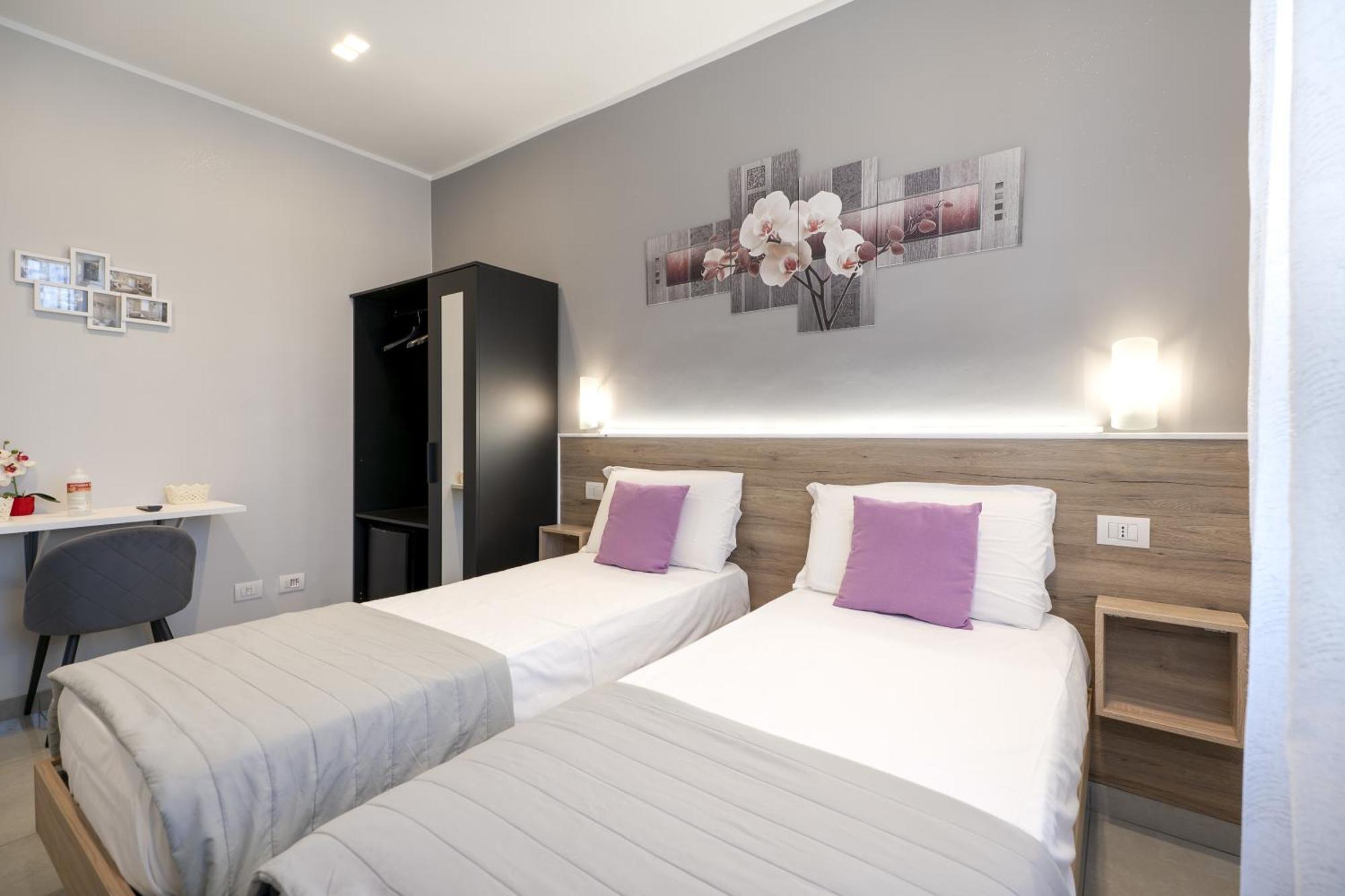 Affittacamere Orchidea For Tourists Hesperia Hosp Modena Luaran gambar